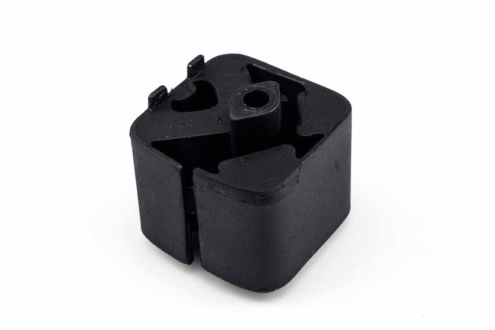 SOPORTE DE MOTOR FRONTAL HIDRAULICO