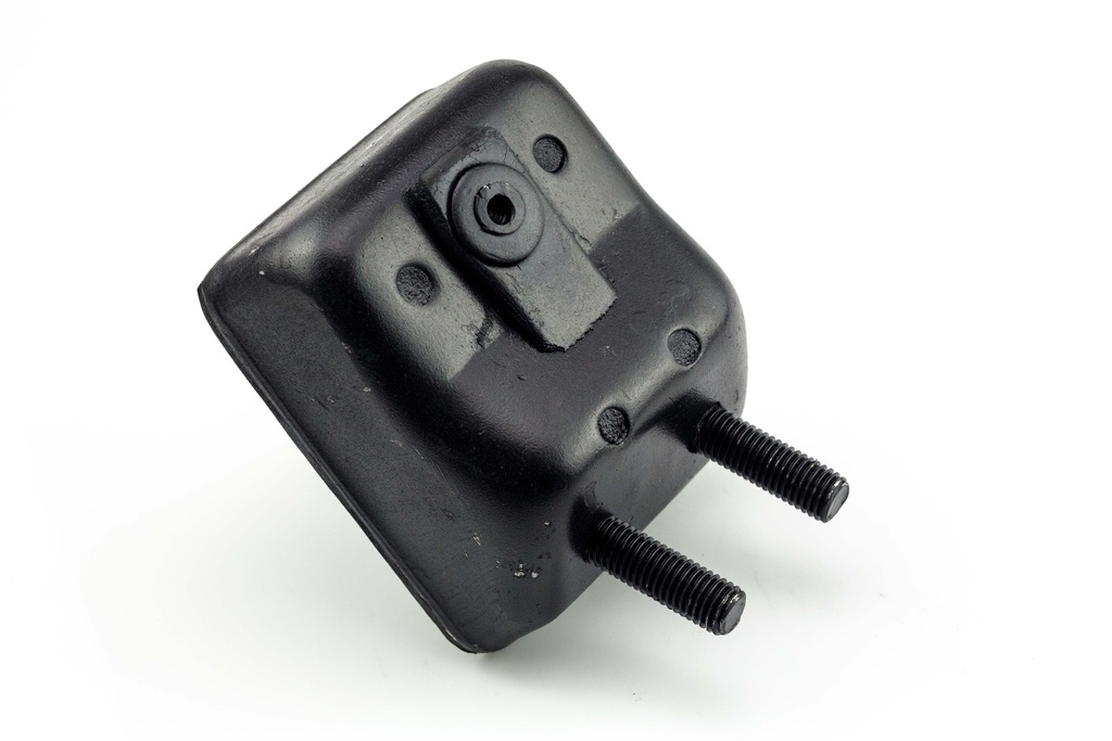 SOPORTE DE MOTOR FRONTAL 